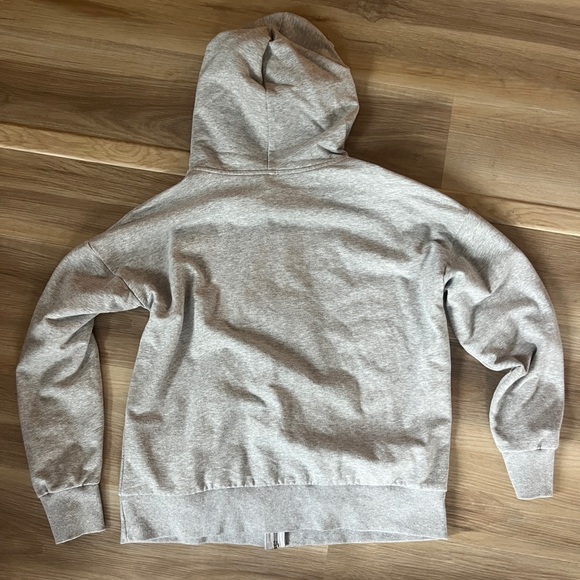 Grey jacket - Picture 3 of 3